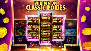 Người dùng Việt Nam thực hiện rút tiền từ hit apk qua điện thoại